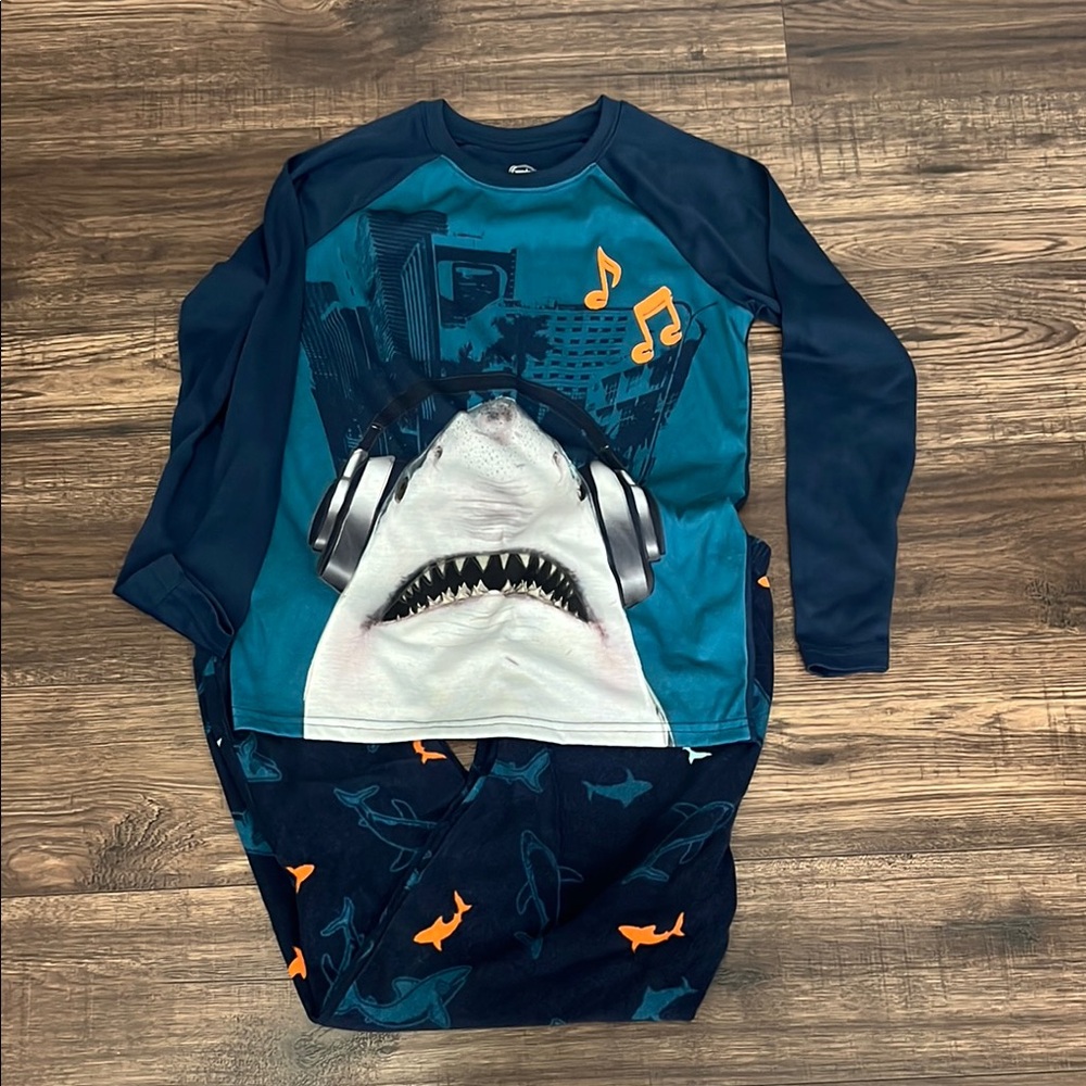 Wonder Nation Shark Print Long Sleeve & Pants Pajamas